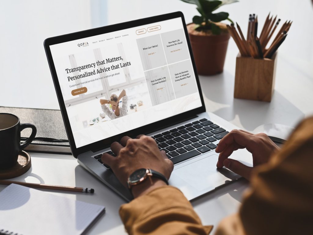 client looking up qopia's website