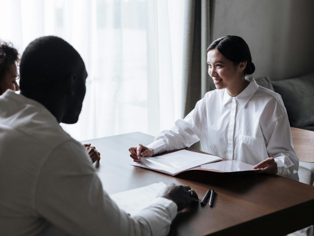 advisor meeting with client discussing the great wealth transfer